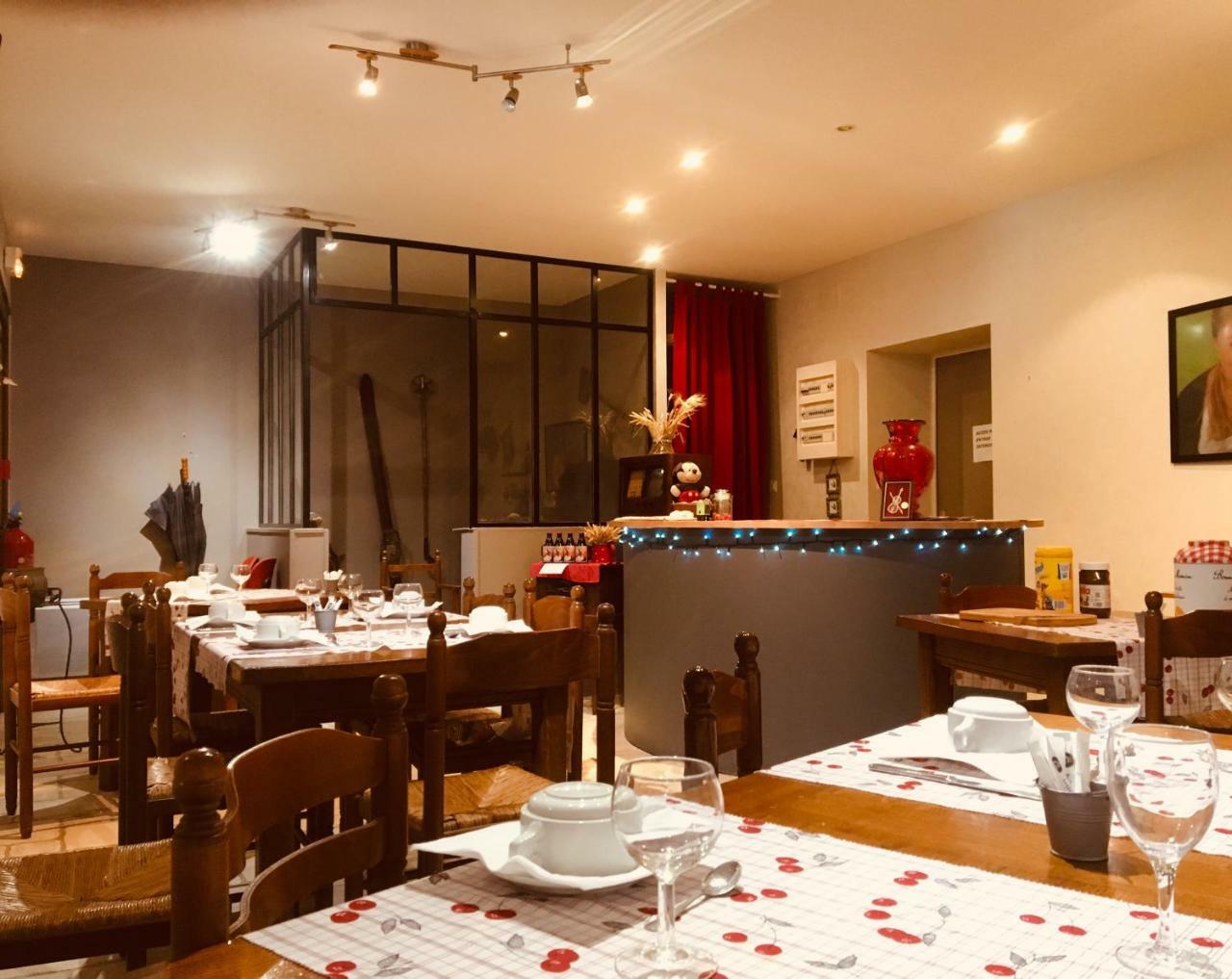 Chambres D'Hotes Les Templiers Rugney Экстерьер фото