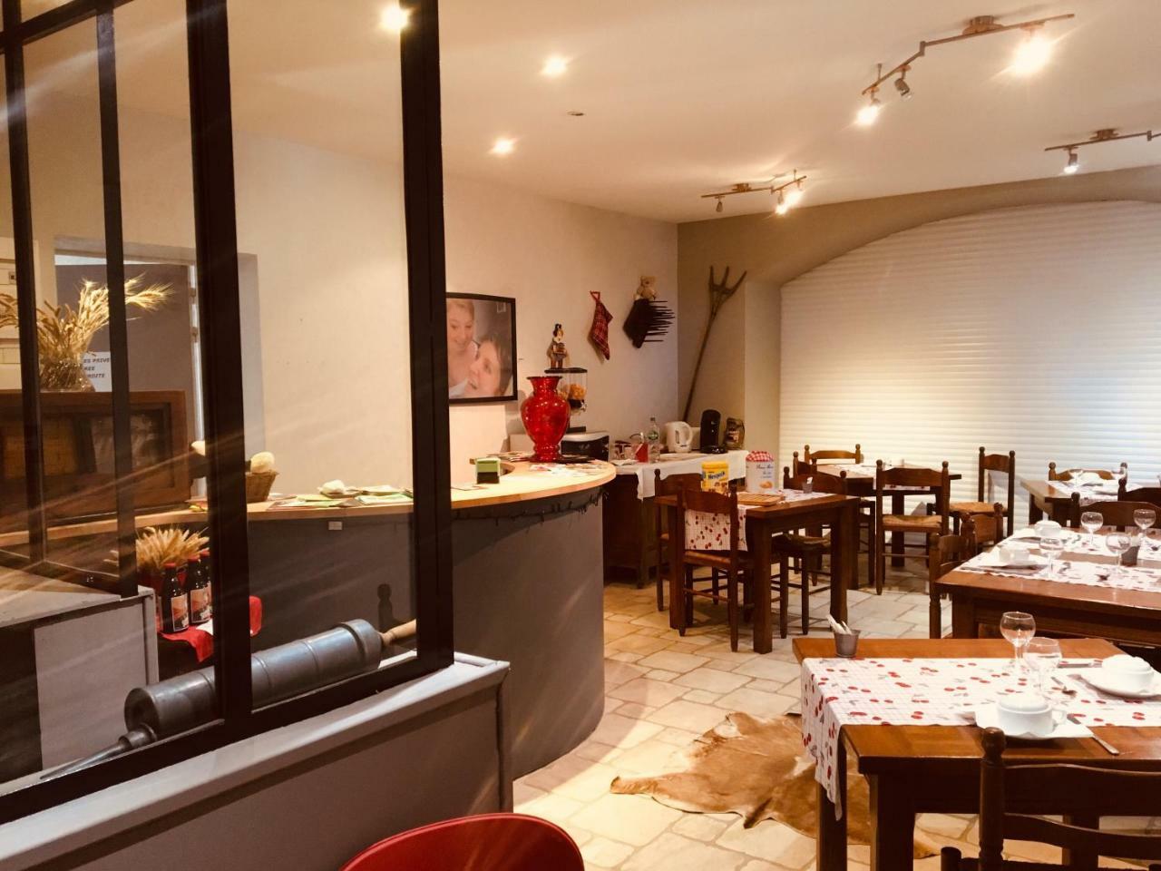 Chambres D'Hotes Les Templiers Rugney Экстерьер фото